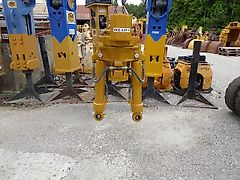 Liebherr - Greifer-Hydr./Dreheinheit orig. Liebherr GM 10 - geschraubt oder mit Zwischenrahmen gesteckt für 2 Bolzen - Tragkraft 4t-5t - Bagger: 16t-24t