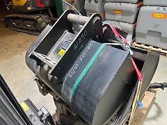 Tieflöffel Cseri MS03 700mm Minibagger Tiefenlöffel Volumen Löffe